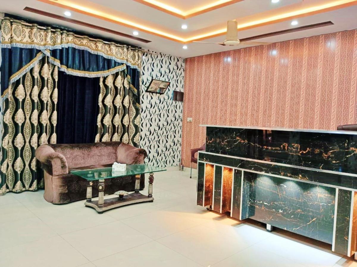 Moon Soon Hotel Lahore Eksteriør billede