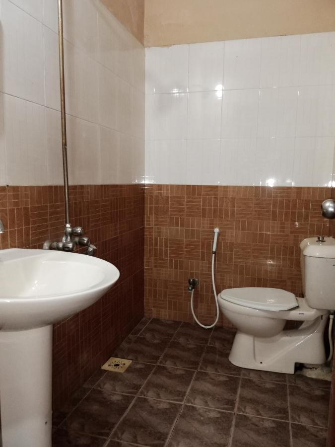 Moon Soon Hotel Lahore Værelse billede